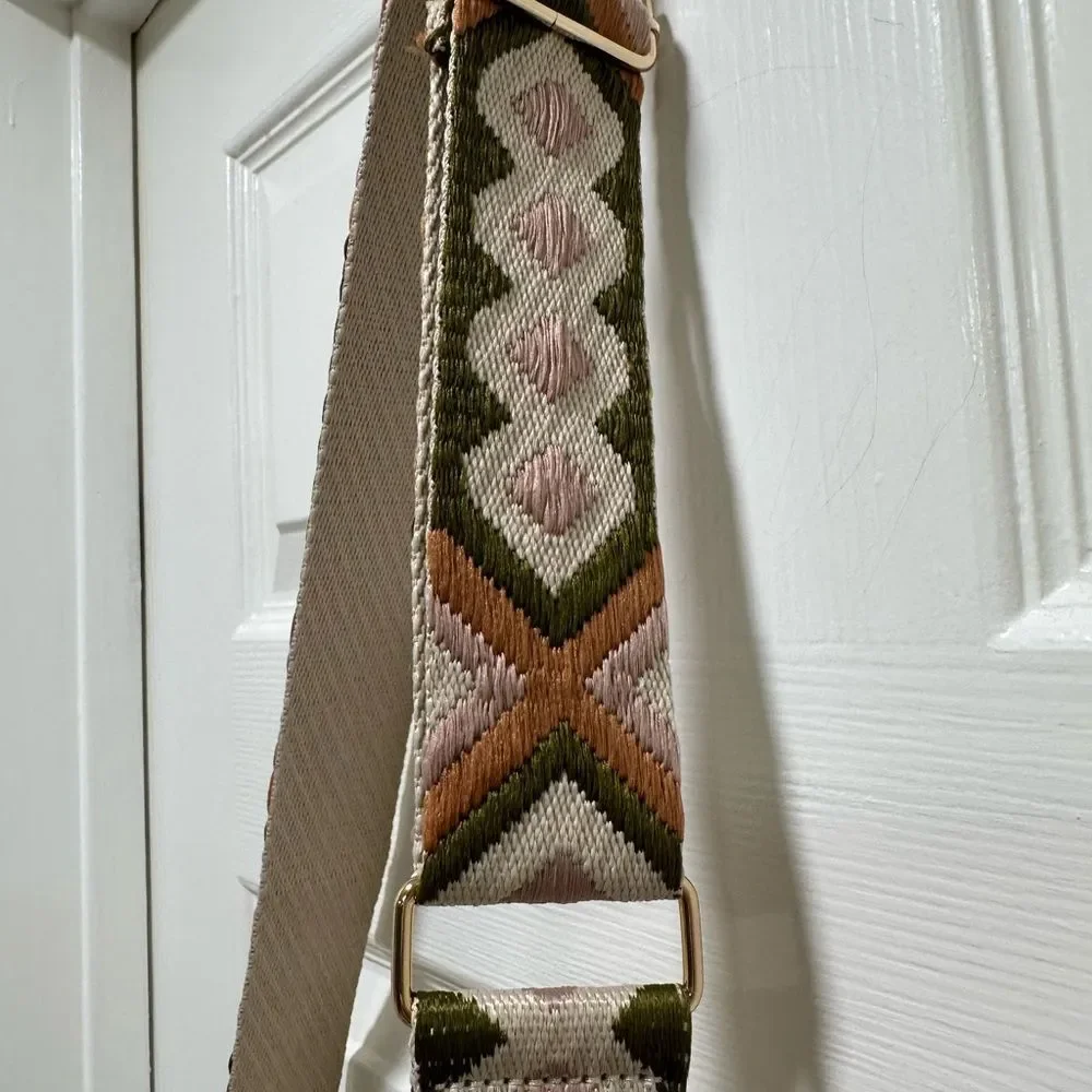 Like Dreams Crossbody Hobo Style Bag NWT